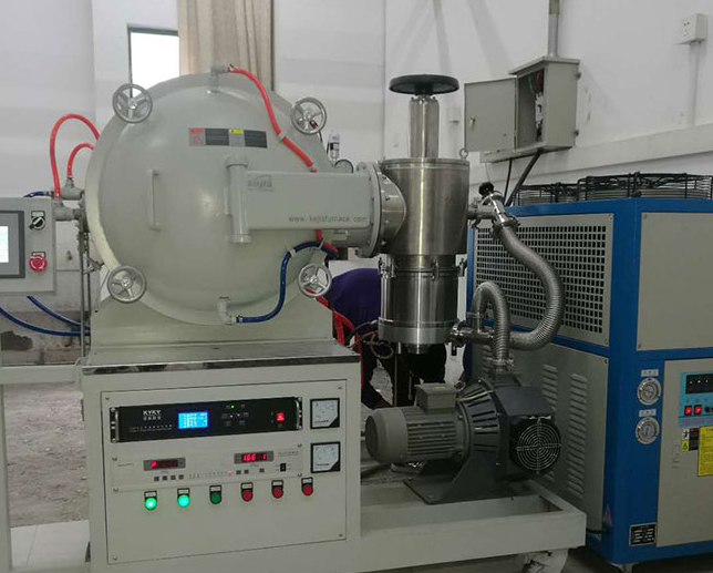 真空燒結爐的特點和注意事項